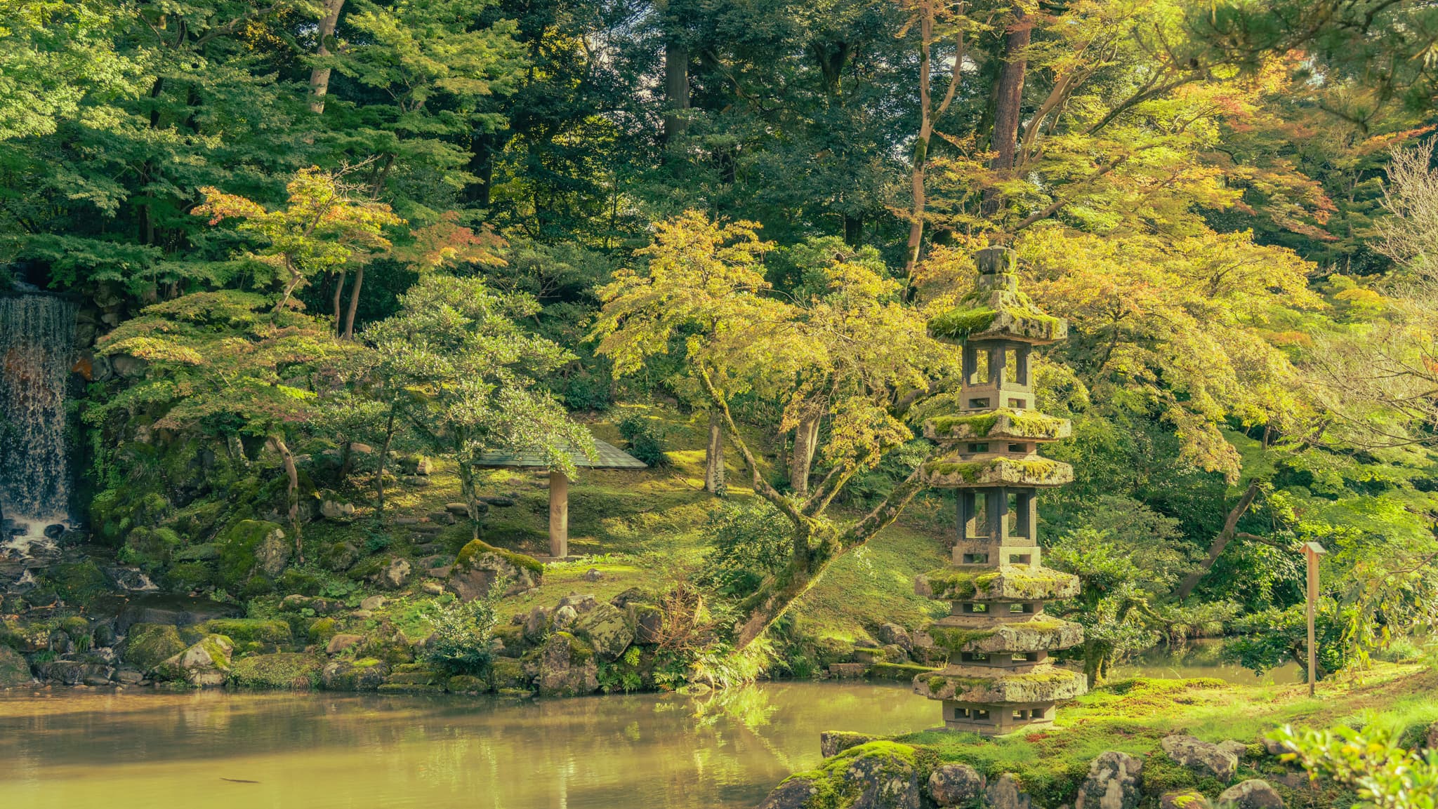 Kenrokuen Garden Hero